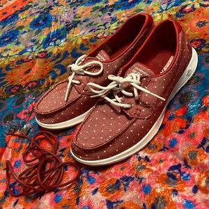 *EUC* Women’s Skechers boat shoe size 8